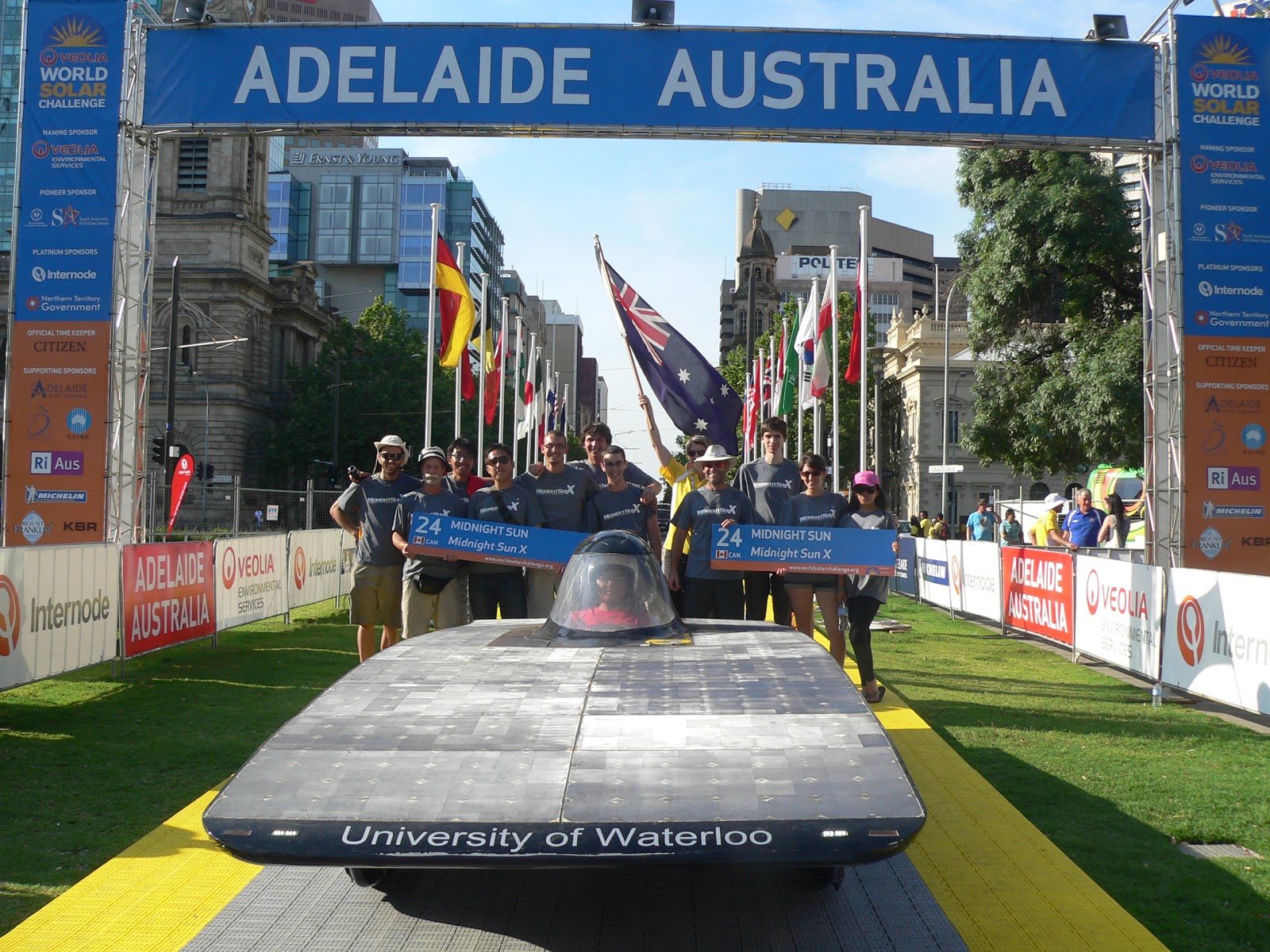 Midsun_2011WorldSolarChallenge_MSX.jpg