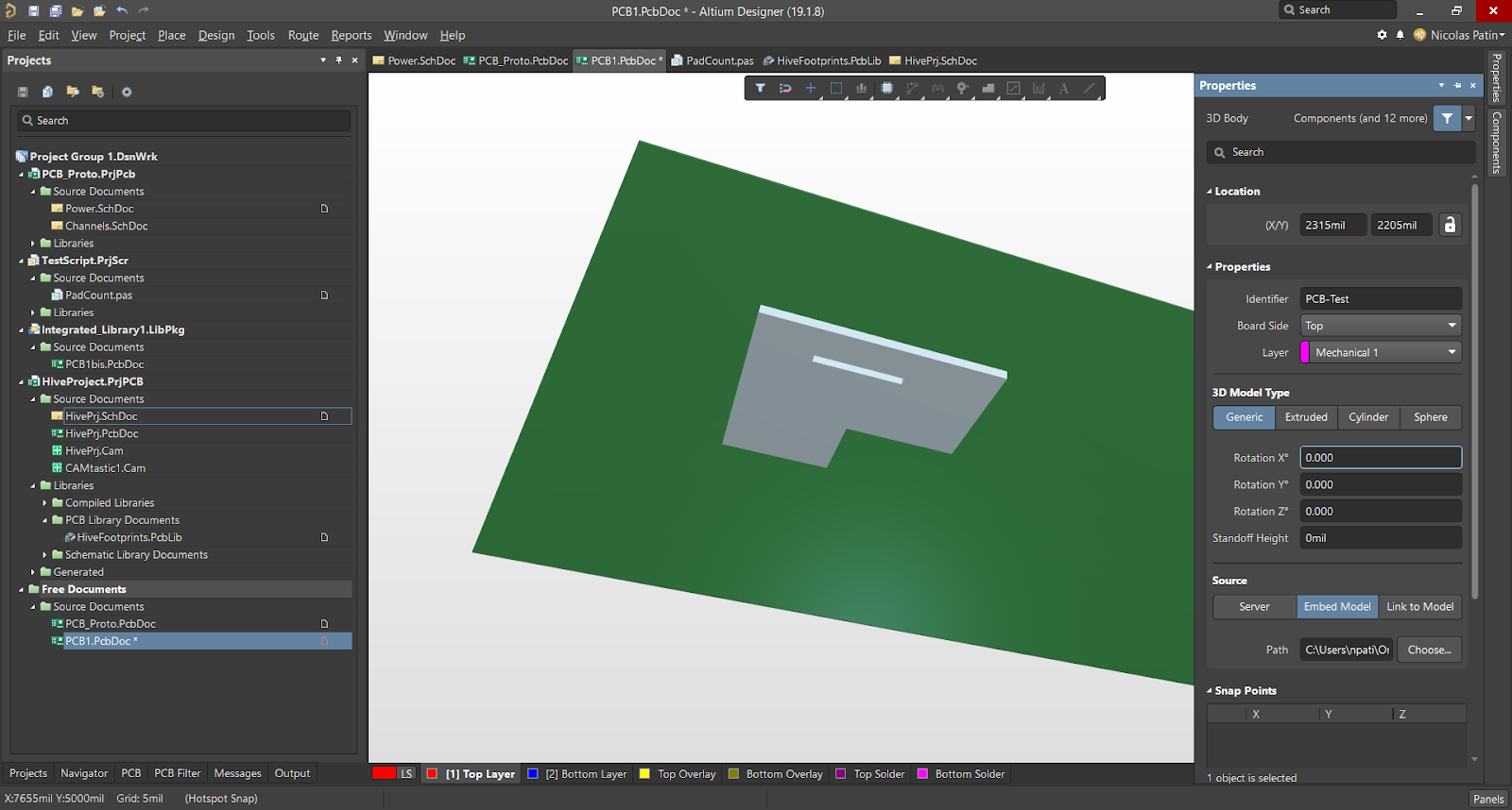 Utilisation d’un modèle 3D de PCB pour définir son contour